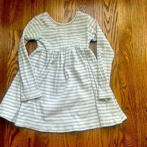 Quincy Mae 4-5t dress play condition